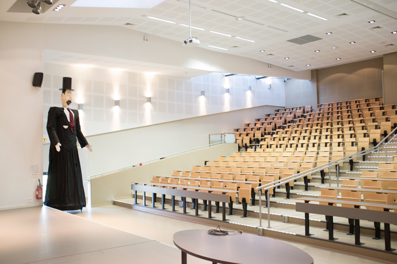groupe-institut-genech-amphitheatre